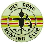 Eagle Emblems P14707 Pin-Viet,V.C. Hunting Clb W/SOLDIER, (1")