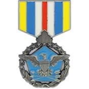 Eagle Emblems P15318 Pin-Medal,Def.Super.Svc. (1-3/16")