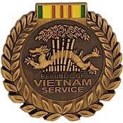 Eagle Emblems P15664 Pin-Viet,Service Medal (1-1/16")
