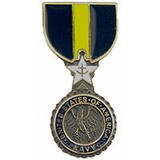 Eagle Emblems P15862 Pin-Medal, Usn/Usmc Dist.S (1-3/16