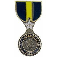 Eagle Emblems P15862 Pin-Medal,Usn/Usmc Dist.S (1-3/16")