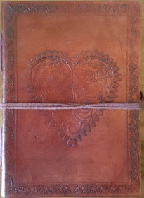 AzureGreen BBBCHT  5" x 7" Heart leather blank book w/cord