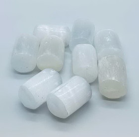 AzureGreen GTSELB  1 lb Selenite tumbled stones