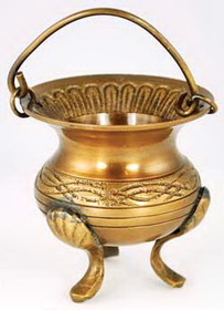 AzureGreen ICBR80 Celtic Brass Cauldron 3"