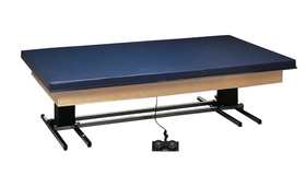 Deluxe electric hi-lo mat table with permanent mat