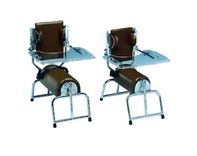Height adjustable roll chair