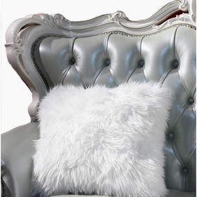 "Luxury Decorative" Faux Fur Pillow in White (18-in x 18-In) B03050031