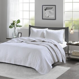 3 Piece Quilt Set White Full/Queen
