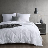Oversized Down Alternative Comforter White Full/Queen B035P268146