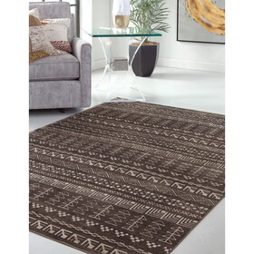 AmbBrown, Natural and Ivory Area Rug 5x8 B05569610