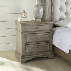 Highland Park - Nightstand with USB - Waxed Driftwood