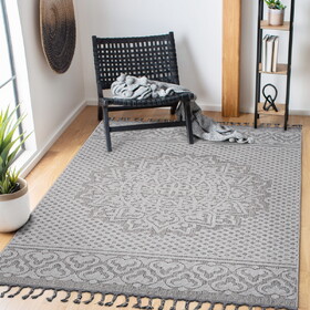 LOOM & LUXE Collection 6X9 Gray/White /Medallion Indoor/Outdoor Area Rug B335P289633