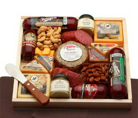 Gift Basket 821271 Deluxe Meat & Cheese Lovers Sampler Tray