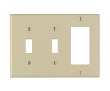 LEVITON 80421-00I Ivory 3 gang Thermoset Plastic Decorator/Toggle Wall Plate 1 pk