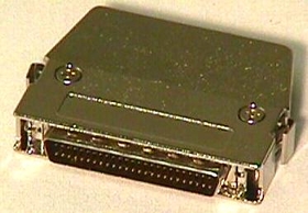 IEC L360204 SCSI SE Active Terminator DM50 Male