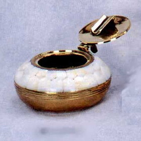 India Overseas Trading BR10761 - Ashtray, Brass and mother of pearl