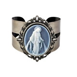 Creed G1025 Our Lady of Grace Cameo Bangle Bracelet