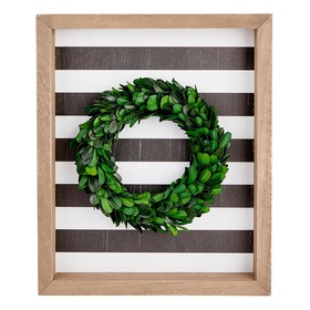 Holiday L7246 Framed Boxwood Wreath