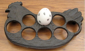IWGAC 0184J-0731B Cast Iron Egg Holder Antique Black
