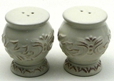 IWGAC 049-13769 Decorative Ceramic Salt & Pepper Set