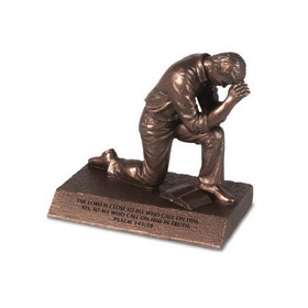 Dicksons 20150 Sculpture Of Faith Praying Man 4.5"H