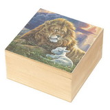 Dicksons WOODBOX-130 Wood Box Lion And Lamb Perfect Peace