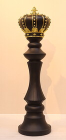 Winterland TOY-CHESS-KNG-BK 5' Black King Chess Piece