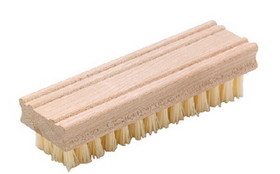 Snappy Teak Brush