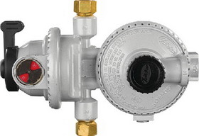 JR Products Low Pressure 2-Stage Automatic Changeover Regulator, 07-31525