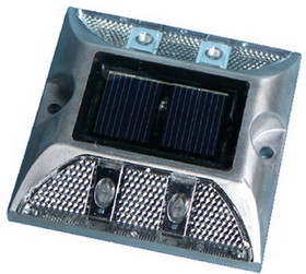 Dock Edge Solar Rechargeable Heavy Duty Aluminum DockLite, DE96263F