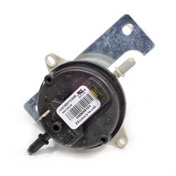 Carrier HK06NB124 SPST Pressure Switch With 1/4" Barb Connection 1.81 WC