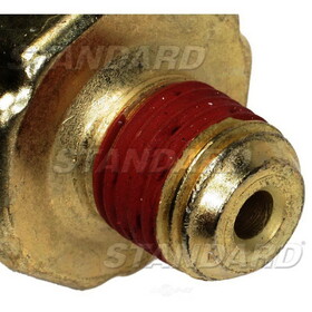 Standard Motor Products PS240 Engine Oil Pressure Switch
