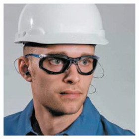 3M 247-VC220AF Ccs Protective Eyewear, Clear Polycarbonate Lens, Anti-Fog, Clear Plastic Frame, Light Blue Temple, +2.0 Diopter