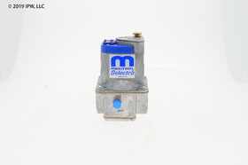 Maxitrol M511R-3/4 3/4" NPT Modulating Gas Valve for Direct Fired (Negative Pressure) Burners with 1/2 PSI Inlet Pressure Max and low fire by-pass adjustment on right side