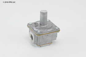 Maxitrol R500-1/2 1/2" NPT, 1 PSI Max Inlet Pressure (Maxitrol Tested), 3-8"wc Outlet Pressure, Double Diaphragm Balanced Valve Design Gas Regulator