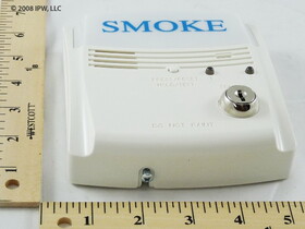 System Sensor RTS2 Gas/Smoke Detection Accessory, 24Vdc Power Supply, Multi-Signaling Remote Test and Reset Station for up to 2 InnovairFlex 4-wire conventional duct smoke detectors