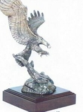 Custom Focused Eagle Statue (10