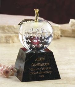 Custom Glass Georgia Peach Award w/ Vertical Clear Leaf, 3" L x 3" W