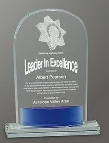 Custom Large Premium Crystal Arch Award with Blue Accent (8 1/2")