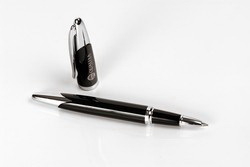 Custom 59403-BK - Instructor2 Series Cap-off Rollerball Pen