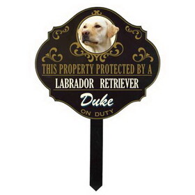 Thousand Oaks Barrel WULF13 Personalized Protected By 'Labrador Retriever' Sign (Wulf13)