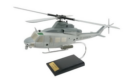 Executive Series Bell UH-1y 1/30 Helicopter