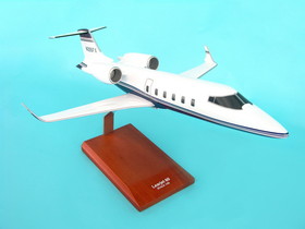 Executive Series H4835 Learjet 60 1/35 (KL60TR)