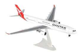 Herpa HE558532 Qantas A330-300 1/200 New Livery 2016