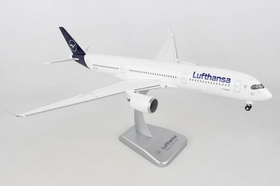 Hogan Wings HGDLH001Hogan Lufthansa A350-900 1/200 New Livery W/Gear Reg#D-Aixi