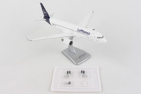 Hogan Lufthansa A320 1/200 New Livery Reg#D-Aizw W/Gear, HGDLH006