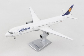 Hogan Lufthansa A321 1/200 No Gear Reg#D-Aisv, HGLH13