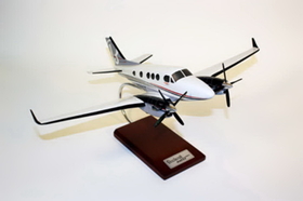 Executive Series H12332 King Air C-90 Gtx 1/32