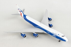 Phoenix Model PH2271 Cargologicair 747-8F 1/400 Reg#G-Clab