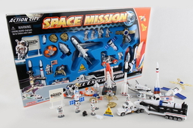 Daron RT38148K Space Mission 28 Piece Playset W/Kennedy Space Center Sign